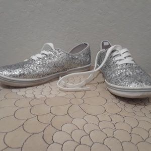 Old Navy sparkle shoes *fits like size 5.5-6*